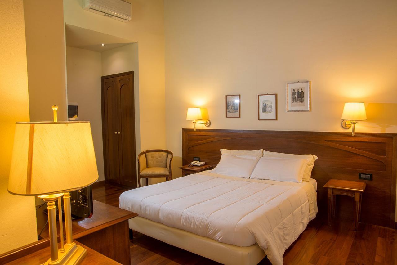 Hotel Conteverde Монтекио Емилия Екстериор снимка